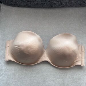 Seamless Strapless Bra - Nude